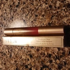 Stila plumping lip glaze Davina New